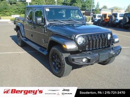 2021 Jeep Gladiator Willys Truck