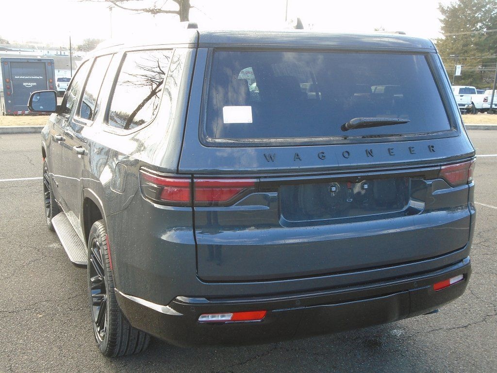 New 2025 Jeep Wagoneer Series II Sport Utility