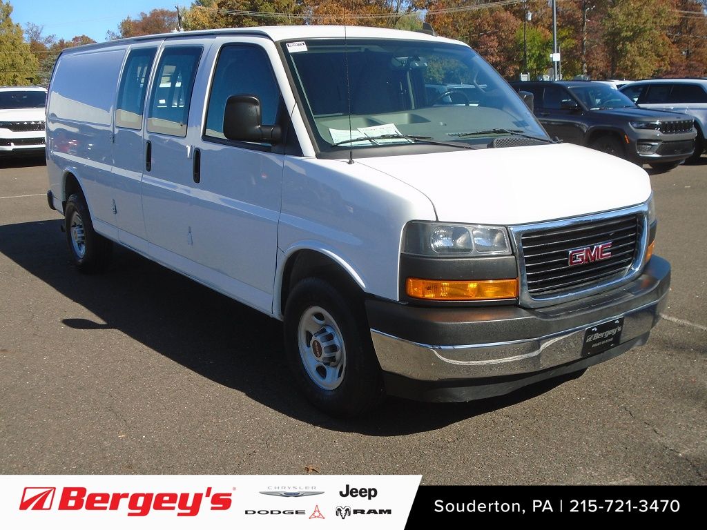 2019 GMC Savana Cargo Work Van's photo