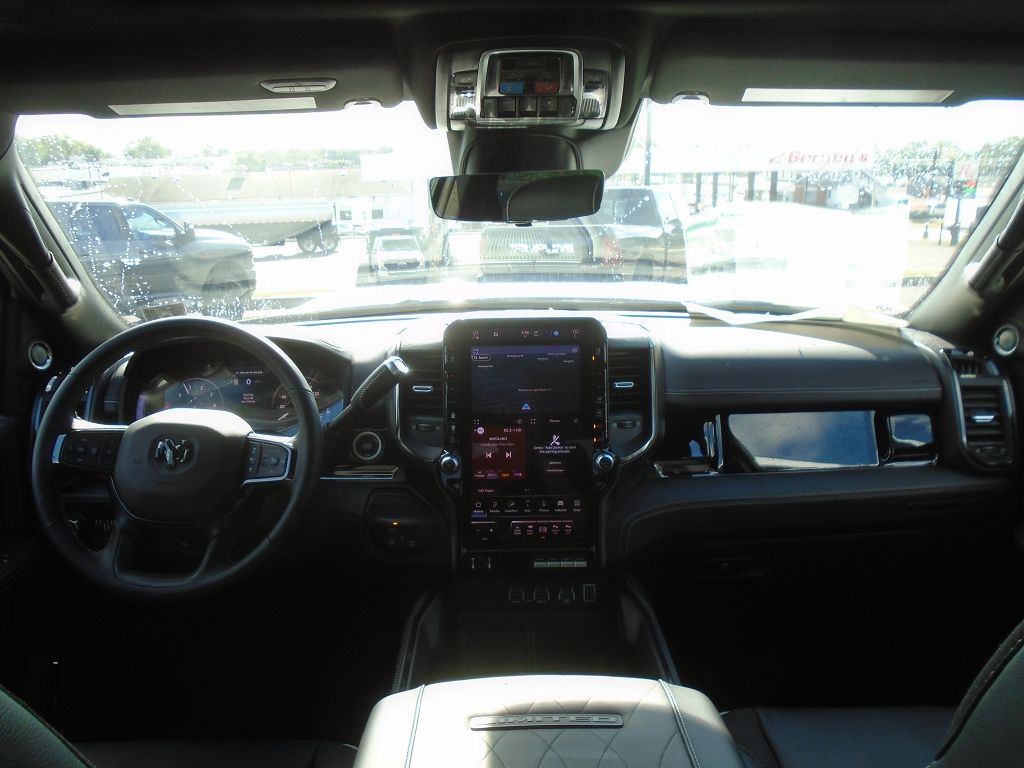 2025 RAM 2500 Limited - Photo 11