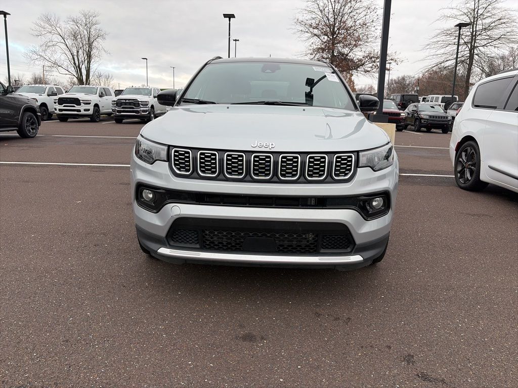 2024 Jeep Compass Limited photo 2