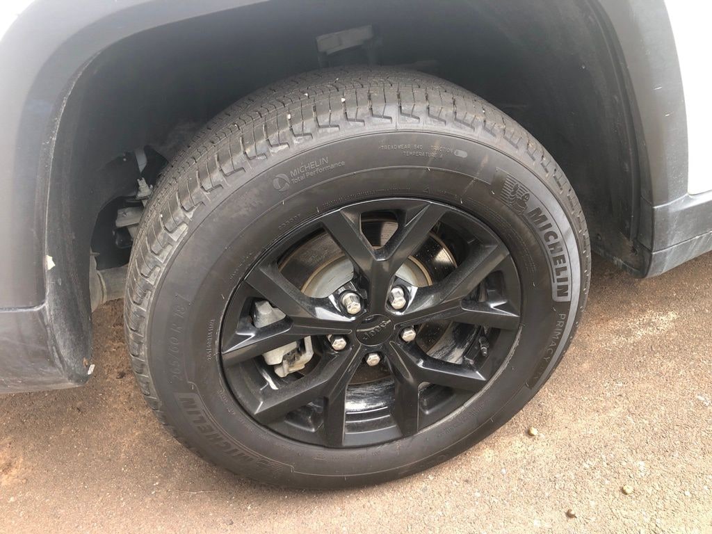 Certified 2024 Jeep Grand Cherokee L Altitude SUV