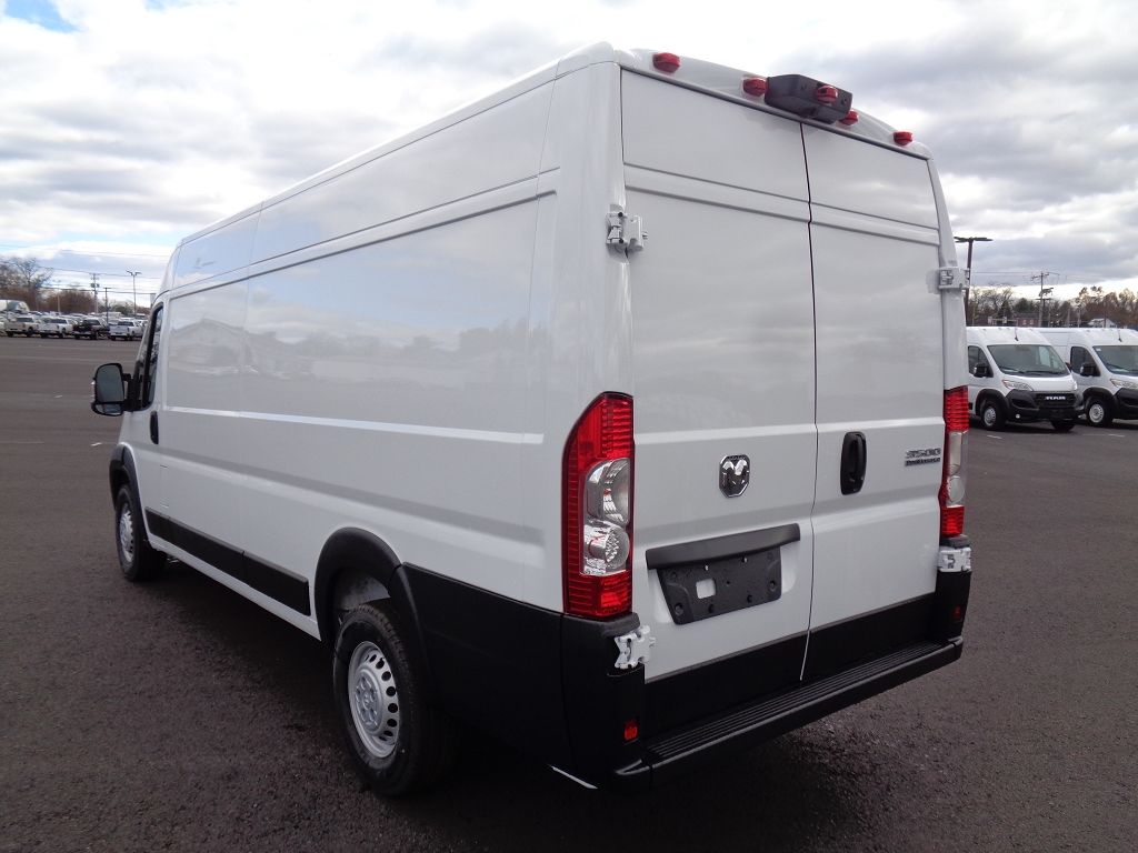 2026 Ram ProMaster 3500 Cargo Van photo 2