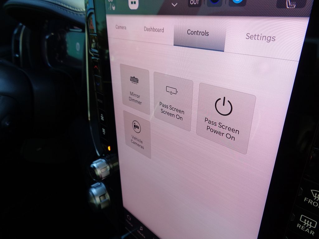 2026 RAM 1500 Laramie - Photo 24