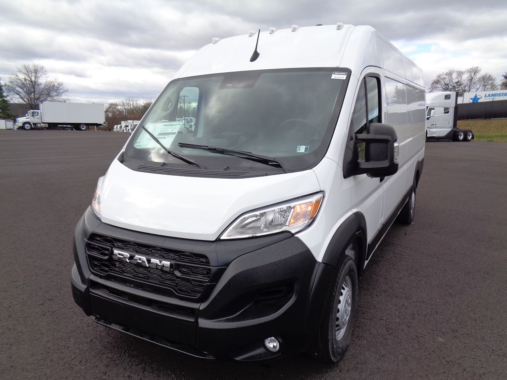 2026 Ram ProMaster 3500 Cargo Van photo 3