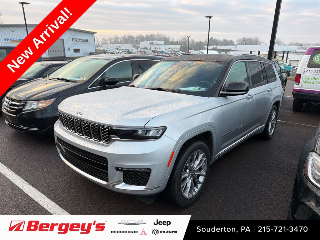 2023 Jeep Grand Cherokee L Summit's photo