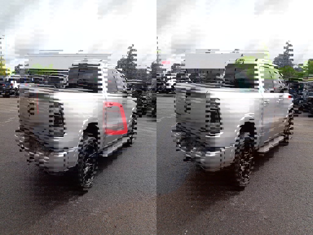 1C6SRFJT4NN195273