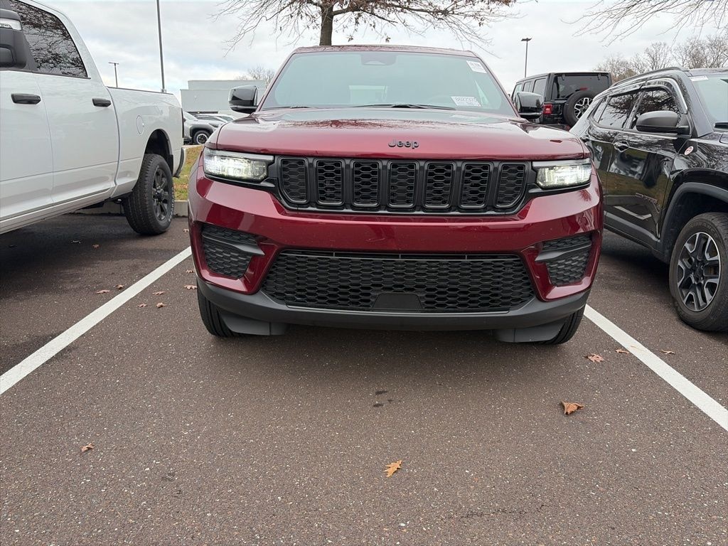 Used 2024 Jeep Grand Cherokee Altitude X SUV