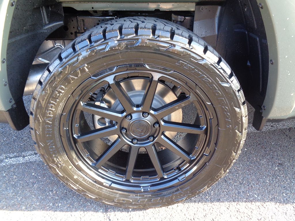 2026 RAM 1500 Laramie - Photo 17
