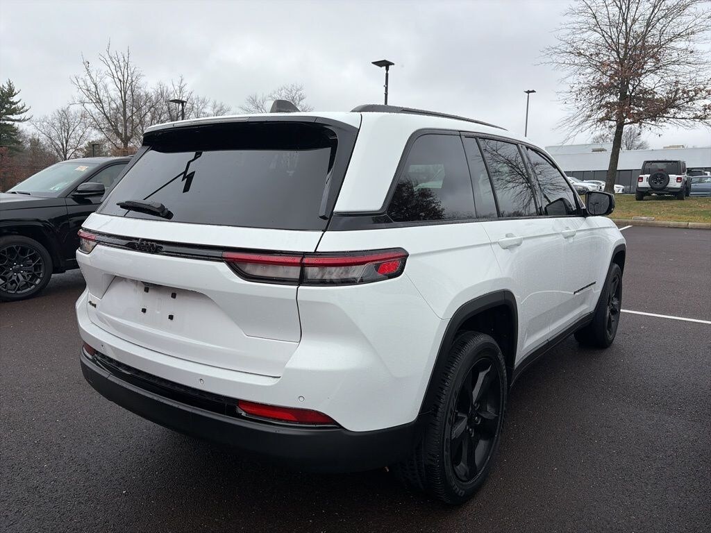 Certified 2023 Jeep Grand Cherokee Altitude SUV