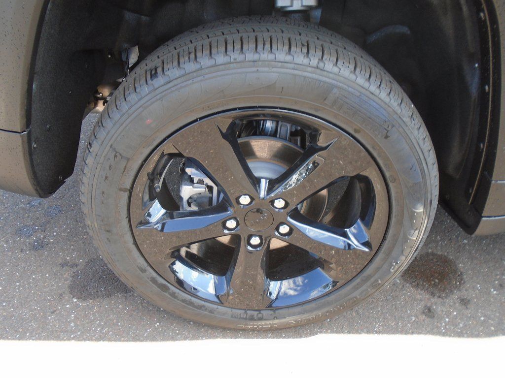 2025 Jeep Grand Cherokee Limited - Photo 15