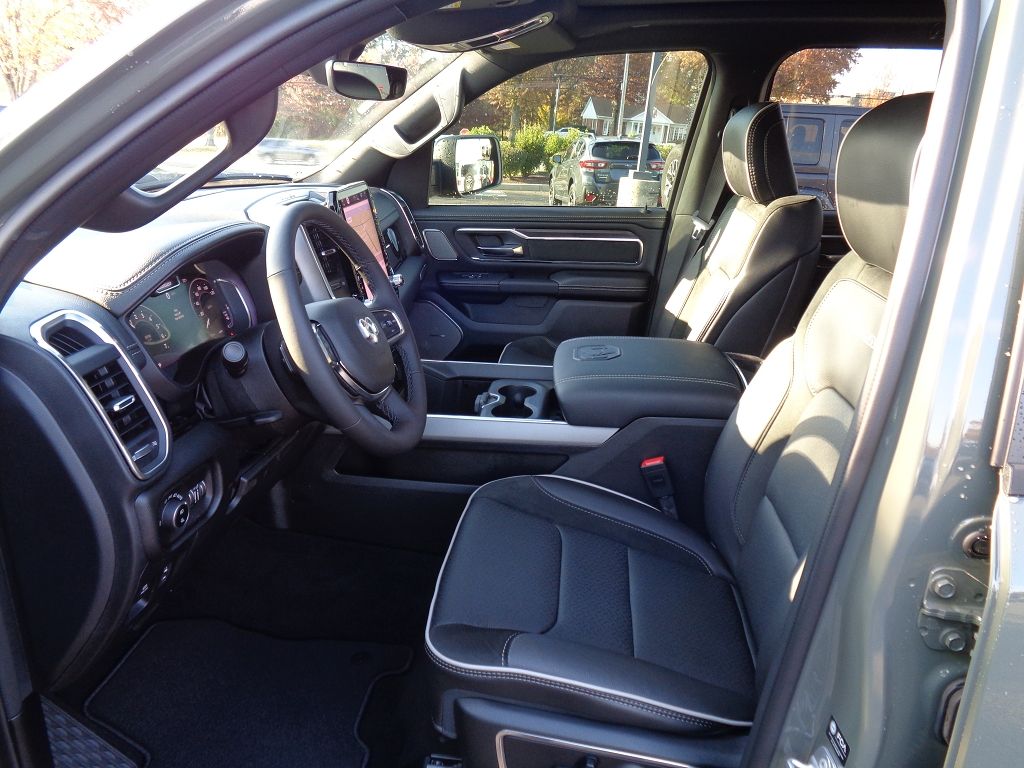2026 RAM 1500 Laramie - Photo 8