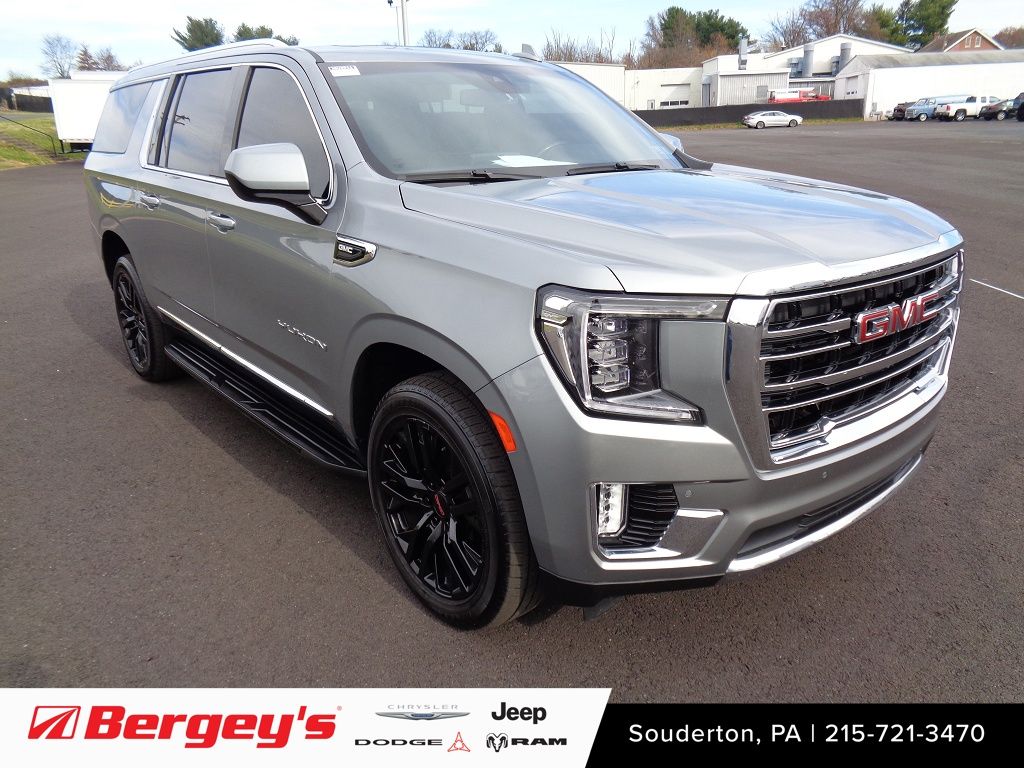 2023 GMC Yukon XL SLT's photo