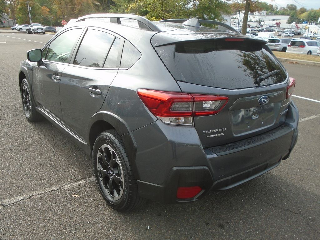 2023 Subaru Crosstrek Premium photo 2