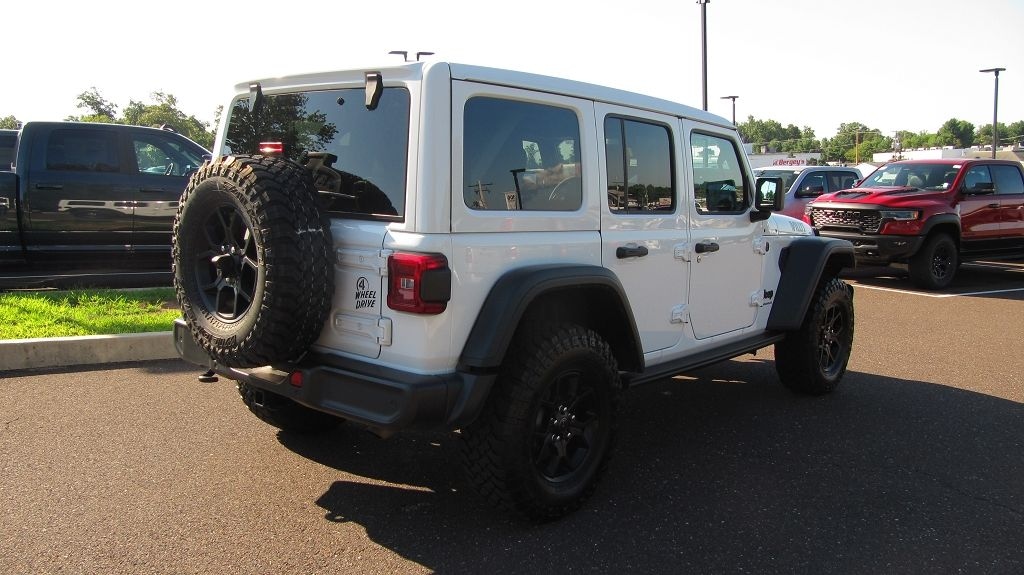 Certified 2025 Jeep Wrangler Willys SUV