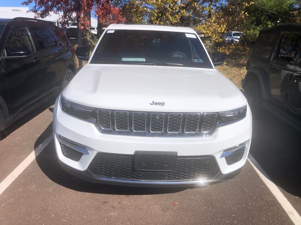 2024 Jeep Grand Cherokee 4xe photo 2