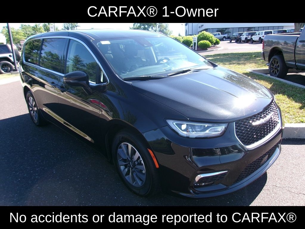 Certified 2024 Chrysler Pacifica Hybrid Select Minivan/Van