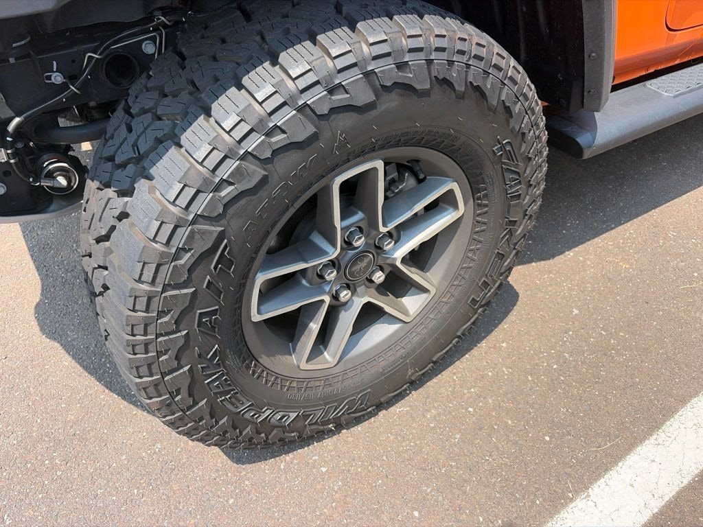 Certified 2025 Jeep Gladiator Mojave Truck