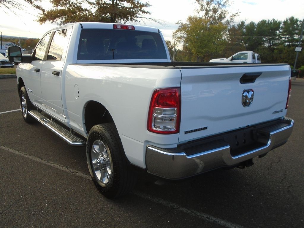 2024 Ram 2500 Big Horn photo 3