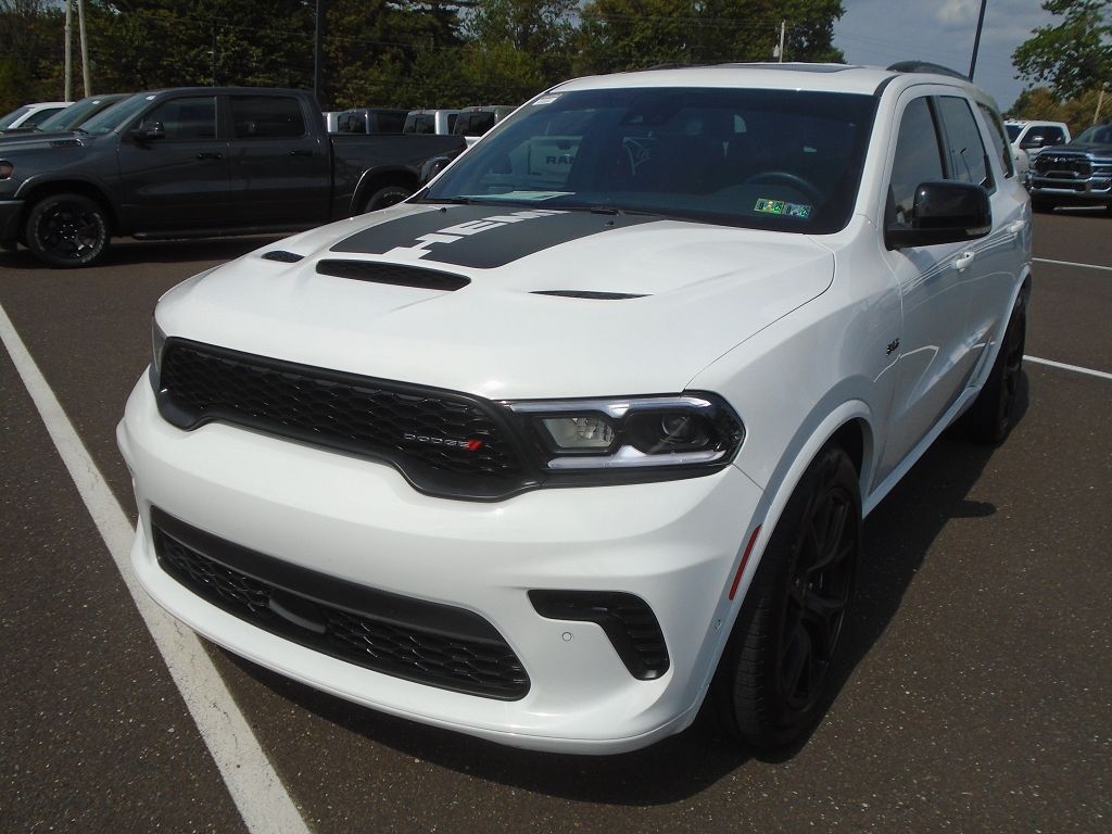 2025 Dodge Durango R/T Plus photo 2