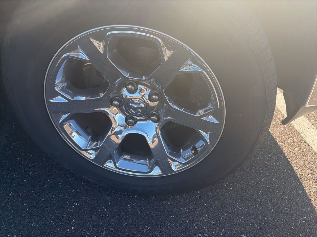 2018 Ram 1500 Laramie photo 4