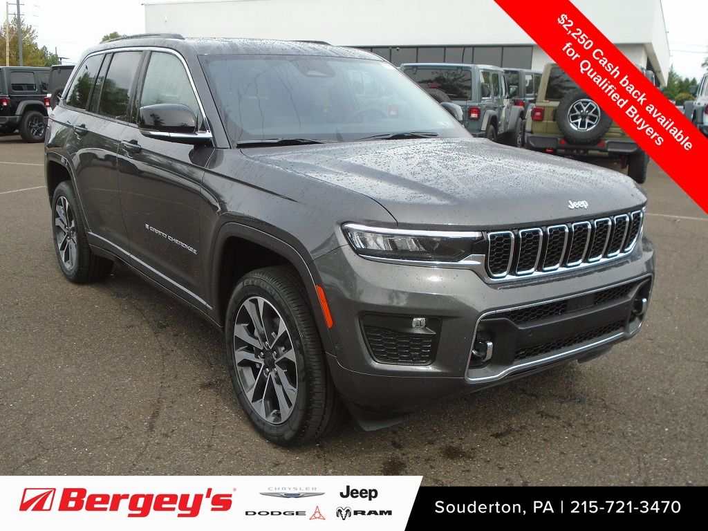 2025 Jeep Grand Cherokee Overland's photo