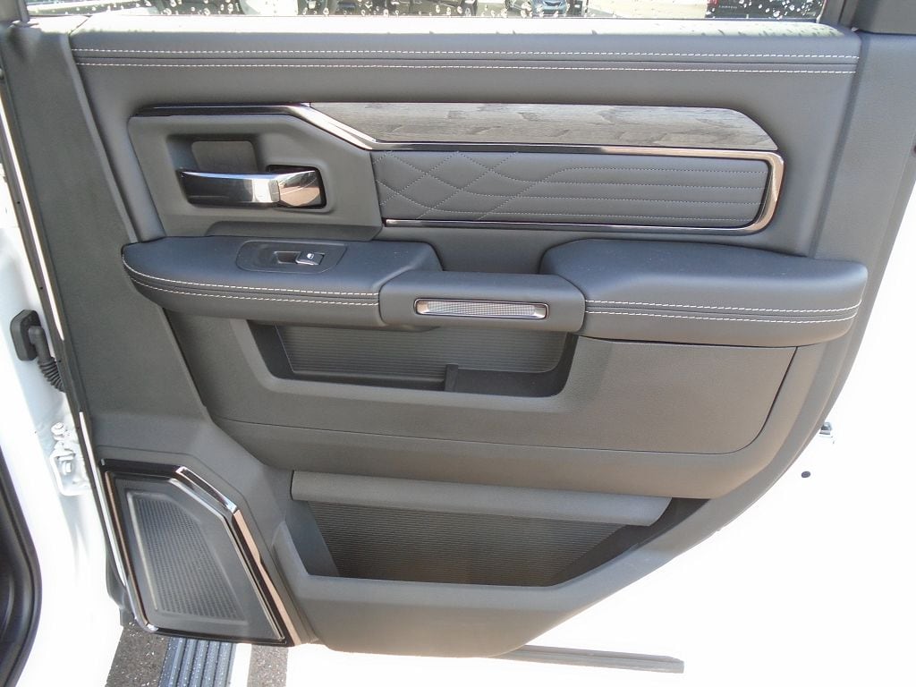 2025 RAM 2500 Limited - Photo 9
