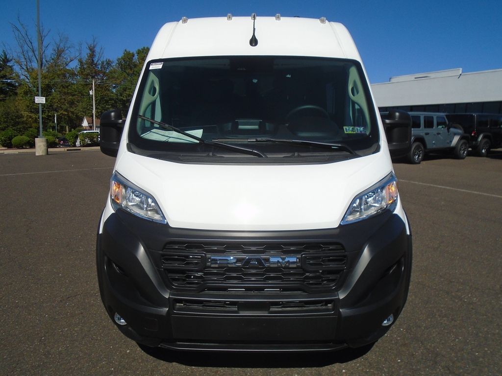 2025 Ram ProMaster 2500 Cargo Van photo 3