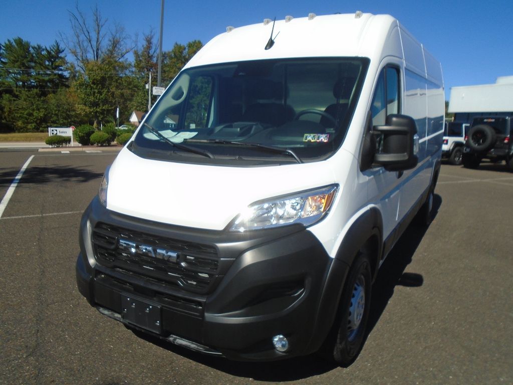 2025 Ram ProMaster 2500 Cargo Van photo 3