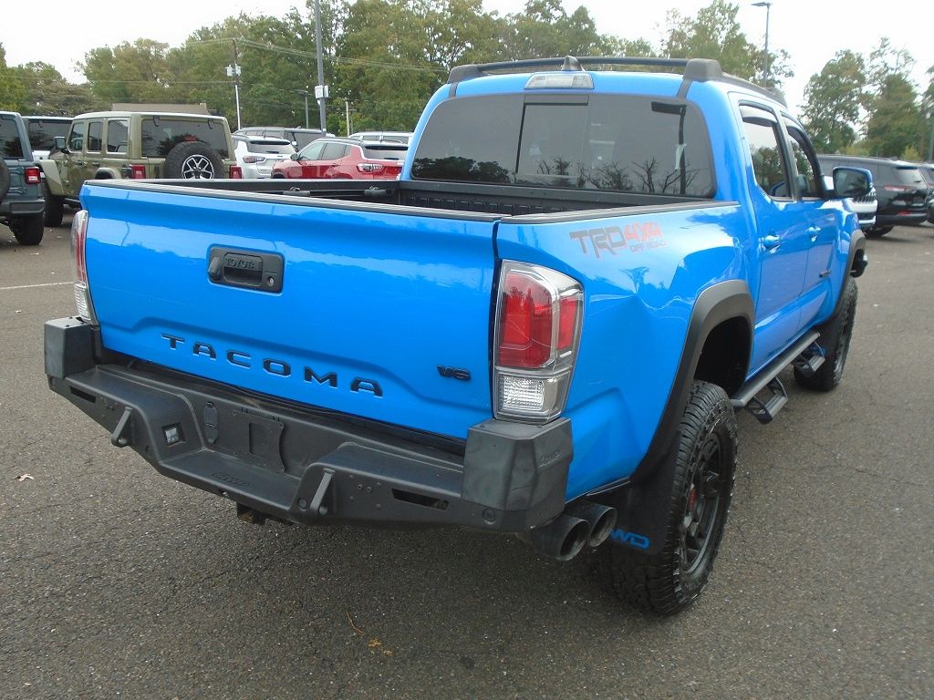 2021 Toyota Tacoma 4x4 SR Double Cab V6 photo 2