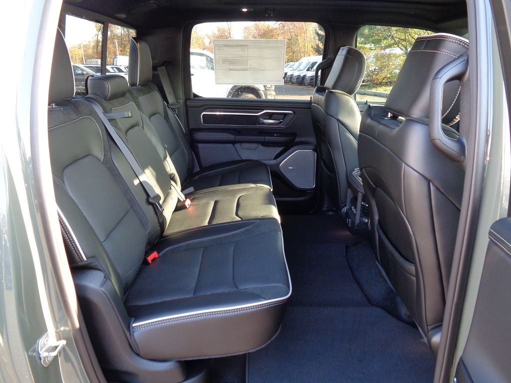 2026 RAM 1500 Laramie - Photo 10