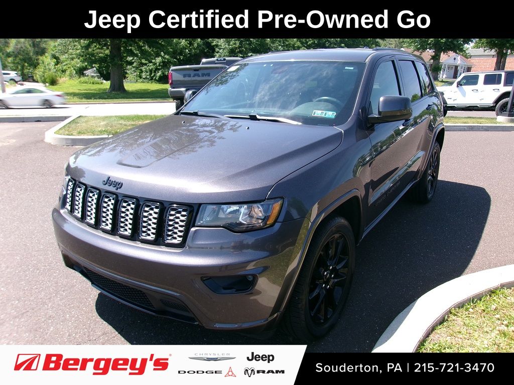 2017 Jeep Grand Cherokee SUV 