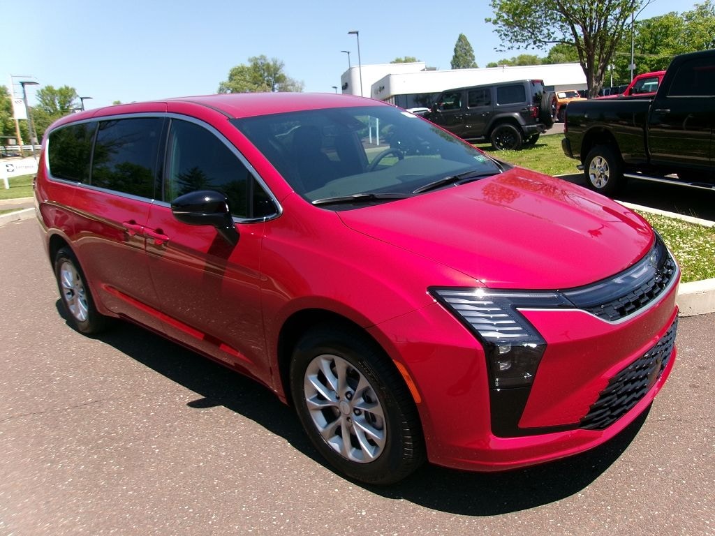 New 2027 Chrysler Pacifica Select Passenger Van