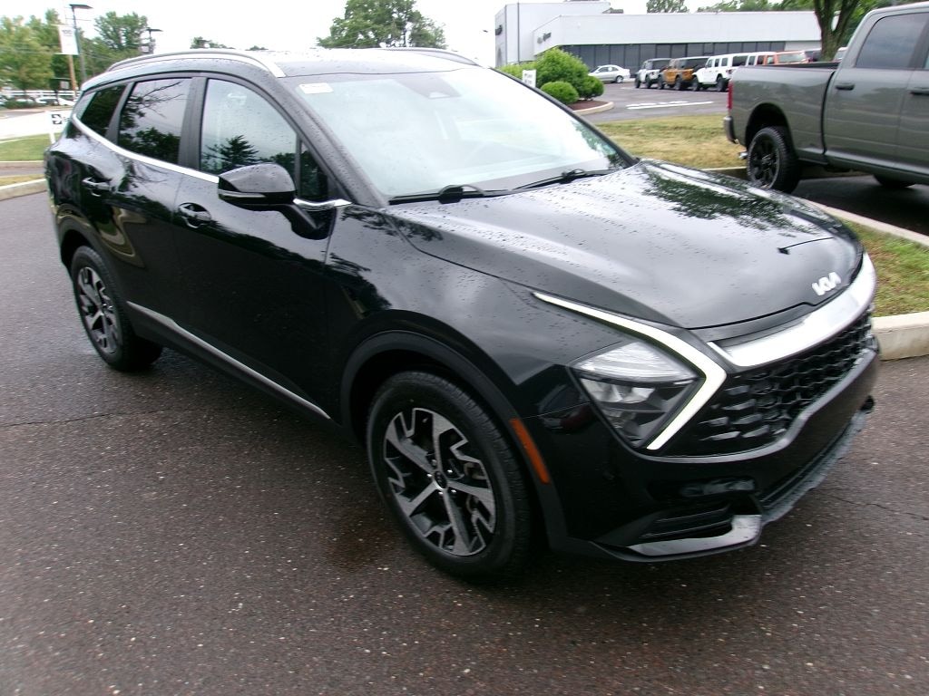 Used 2023 Kia Sportage EX SUV
