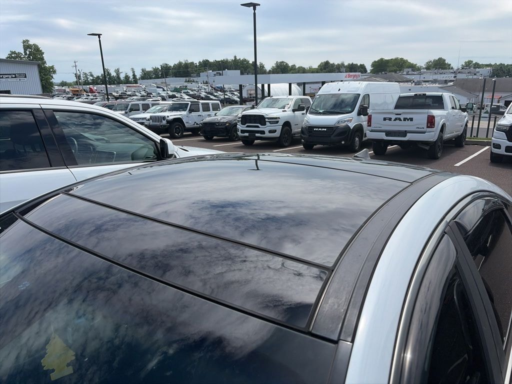 Used 2015 Hyundai Genesis 3.8 Sedan