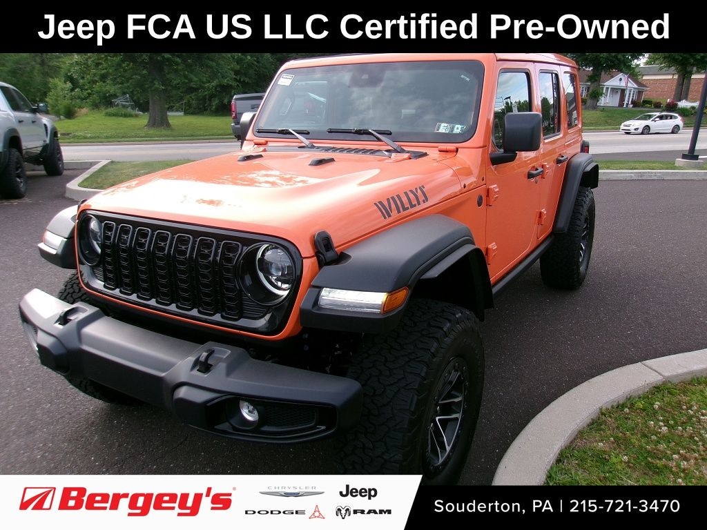 Used 2025 Jeep Wrangler Willys SUV