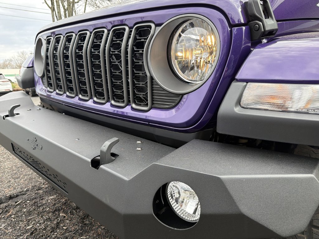 New 2026 Jeep Gladiator SPORT S 4X4 Pickup