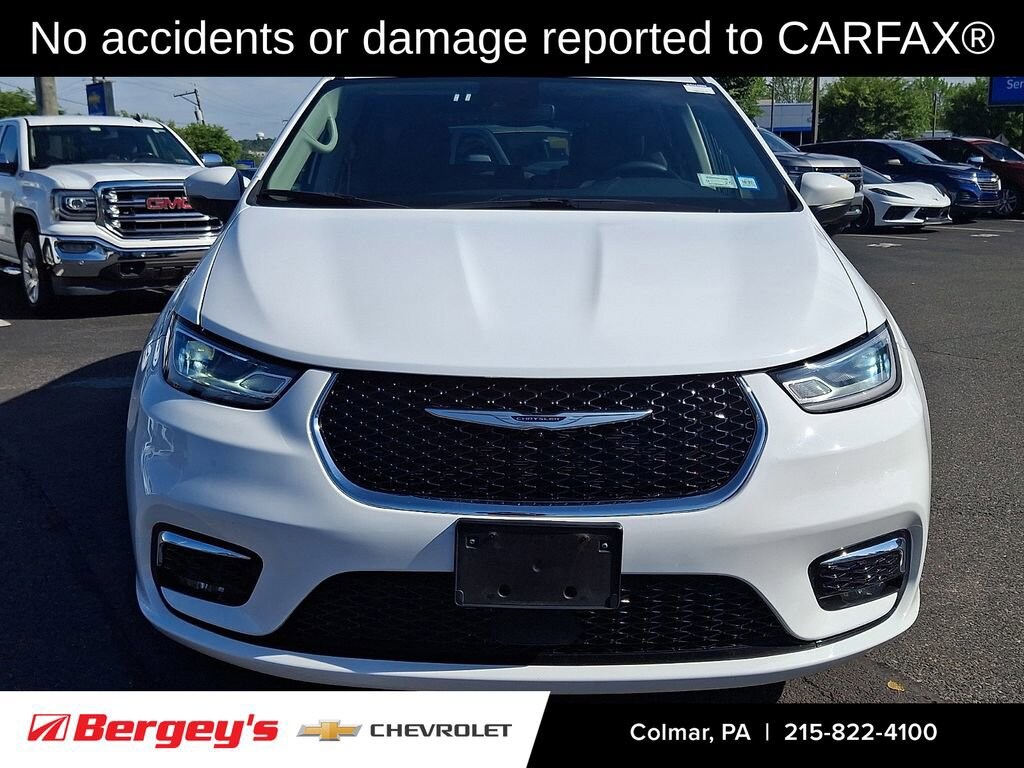 Used 2023 Chrysler Pacifica Hybrid Touring L