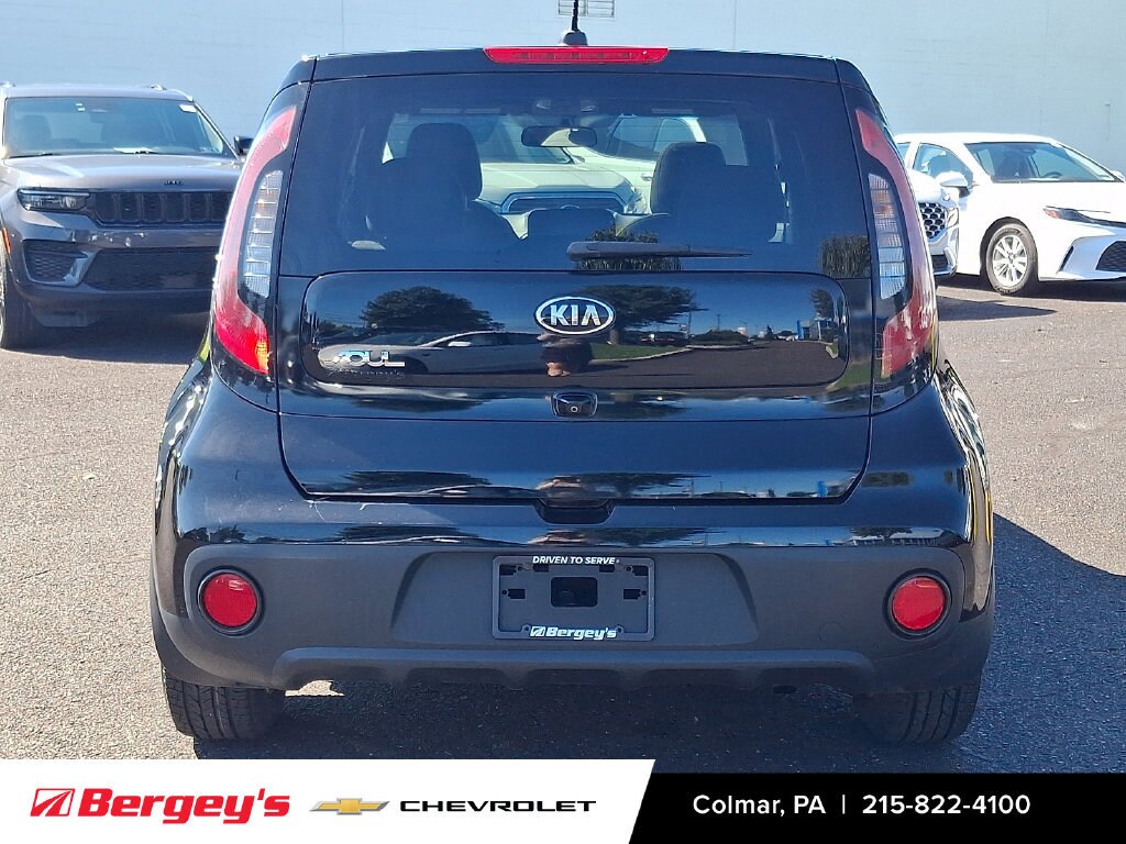 Used 2018 Kia Soul Base Crossover