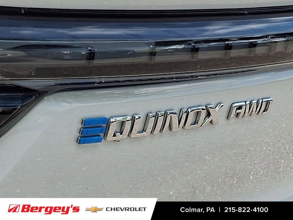 2025 Chevrolet Equinox EV LT - Photo 20