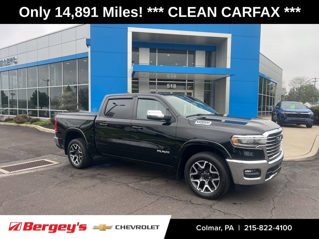 2025 RAM 1500 Laramie 4x4 Crew Cab 5'7's photo