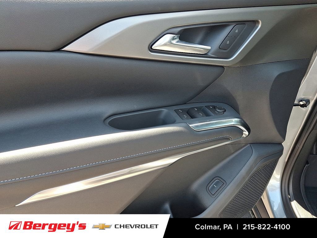 2026 Chevrolet Traverse LT - Photo 9