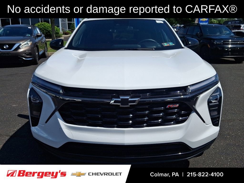 Used 2025 Chevrolet Trax 2RS SUV