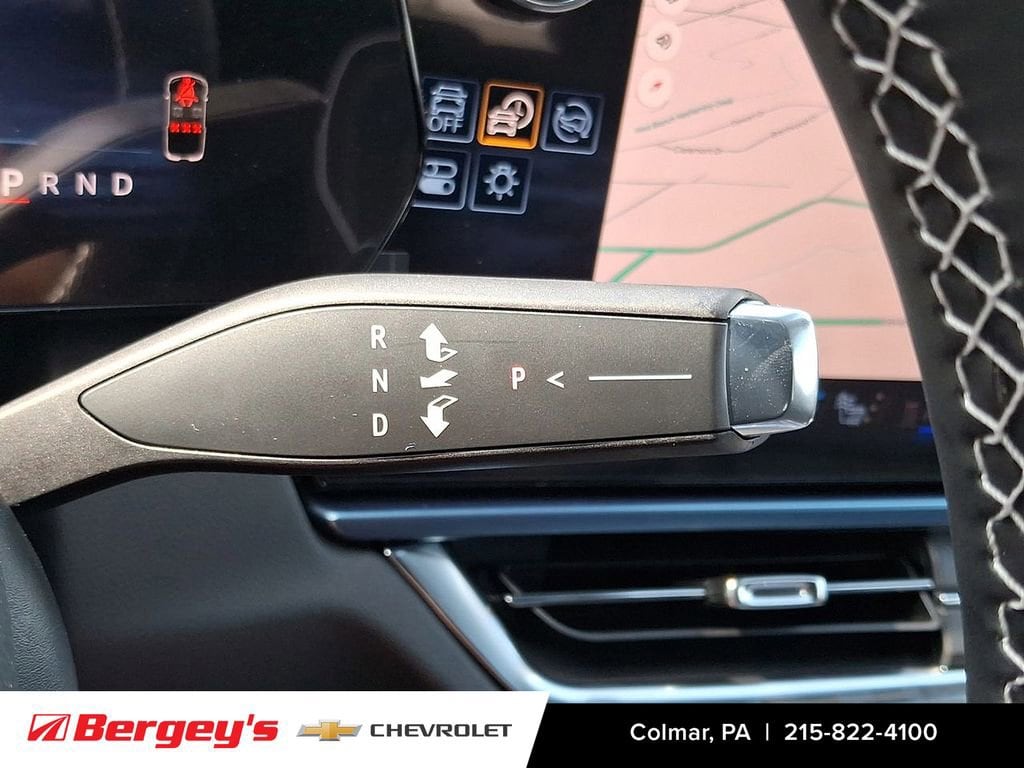 2025 Chevrolet Equinox EV LT - Photo 16