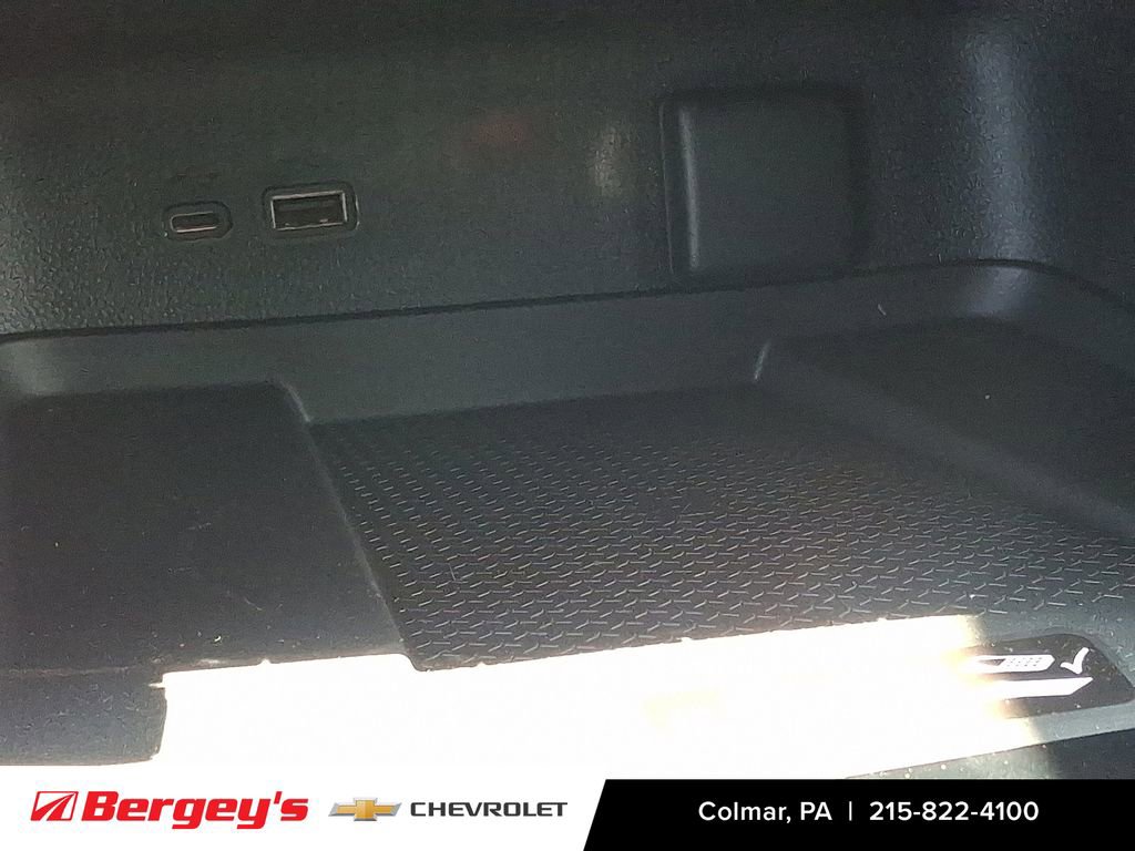 2026 Chevrolet Traverse LT - Photo 18