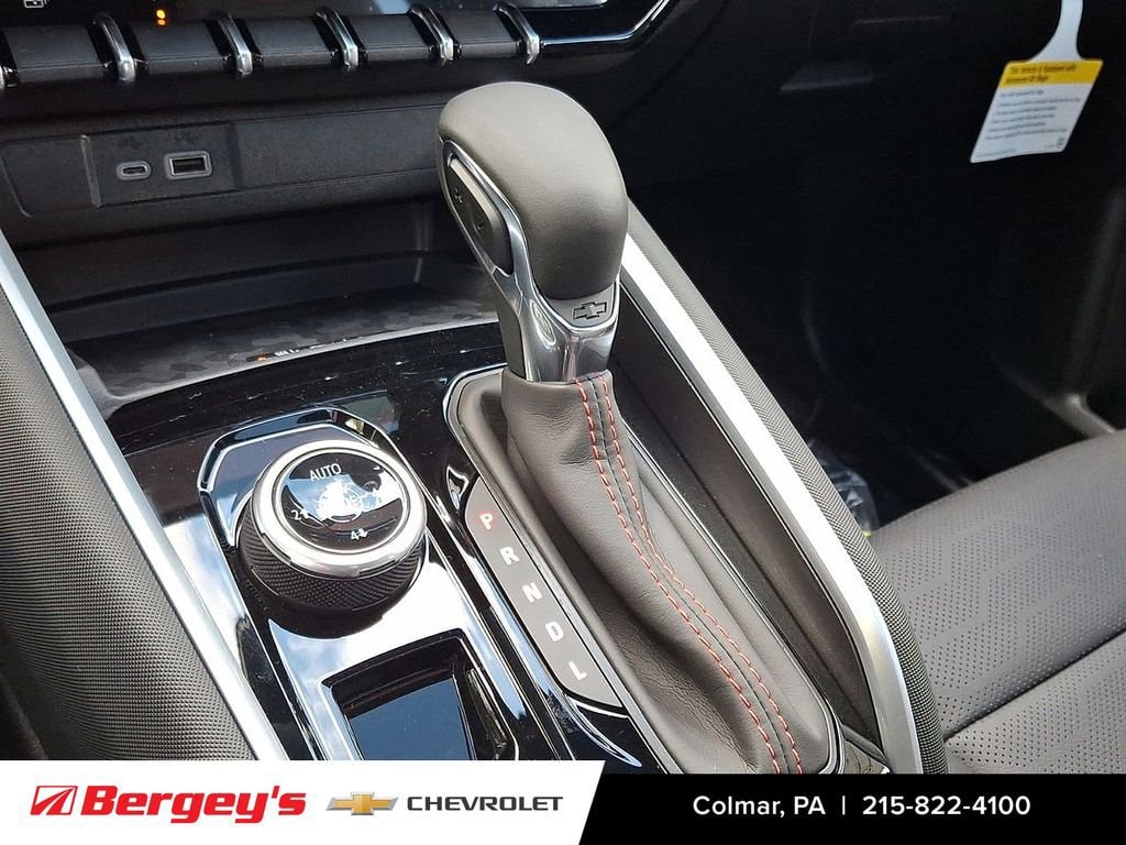 2026 Chevrolet Colorado Z71 - Photo 16