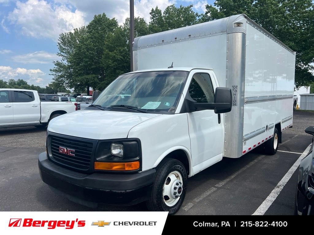 Used 2015 GMC Savana Cutaway 3500 Base Cutaway Van