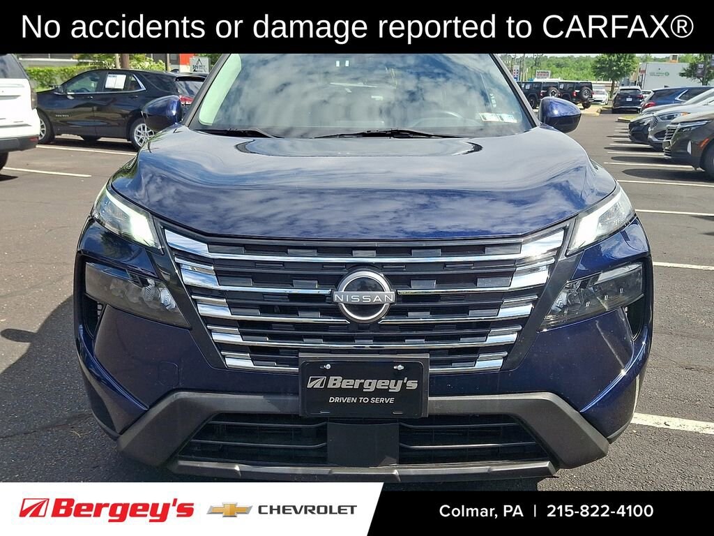 Used 2024 Nissan Rogue SV