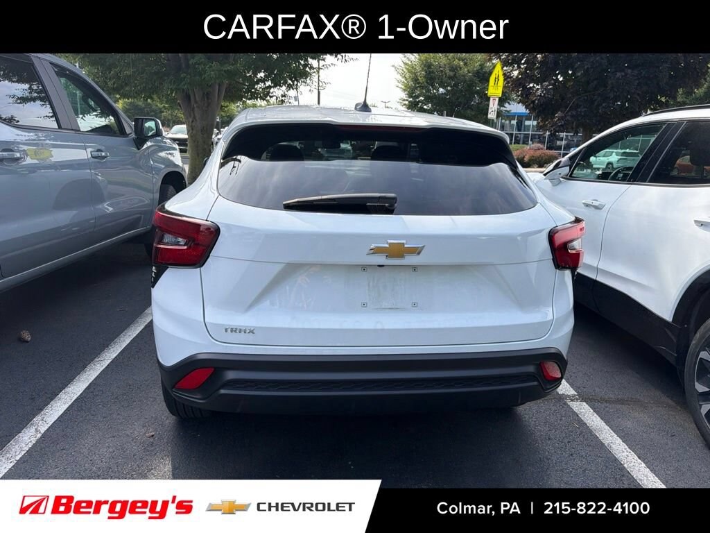 Used 2024 Chevrolet Trax LS SUV