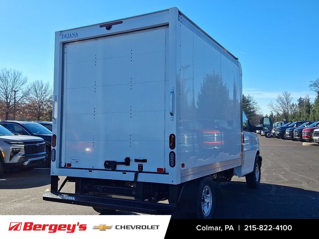 New 2026 Chevrolet Express Cutaway 3500 1WT Cutaway Van